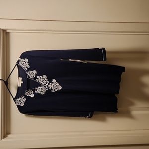 NWT Jones New York Sport 3/4 Navy and White Top Sz Small